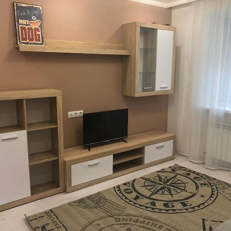 Gil Apartments, 38 Prospect Svobody Użhorod Zewnętrze zdjęcie