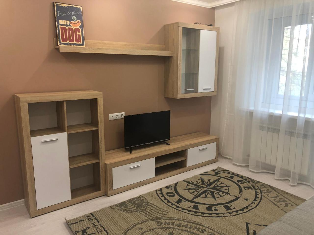 Gil Apartments, 38 Prospect Svobody Użhorod Zewnętrze zdjęcie